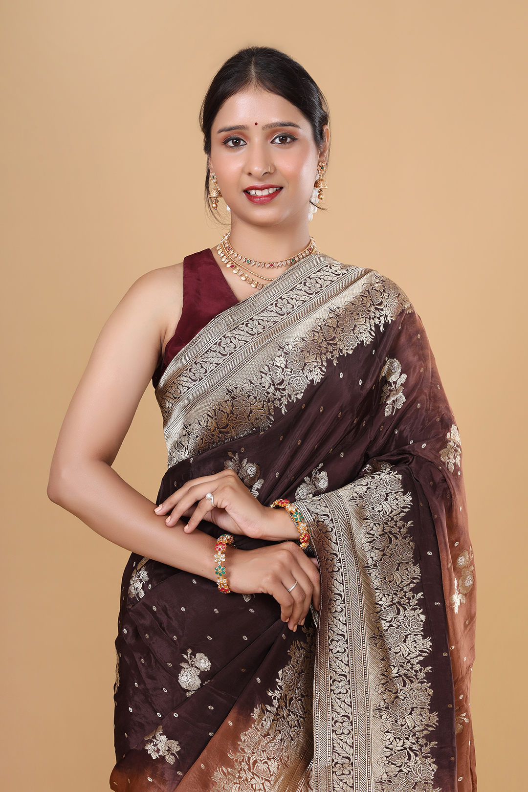 V Glame Rust Brown & Dark Maroon Double Colour H.O Fabric Saree with Zari Flower Motifs and Heavy Border Pallu
